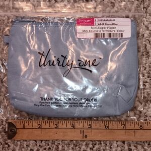 31 Mini zipper pouch